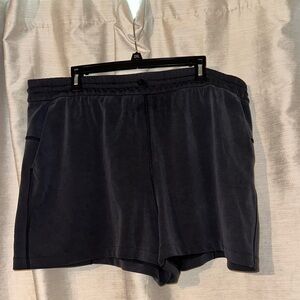 Lululemon Softstream High-Rise Short 4”